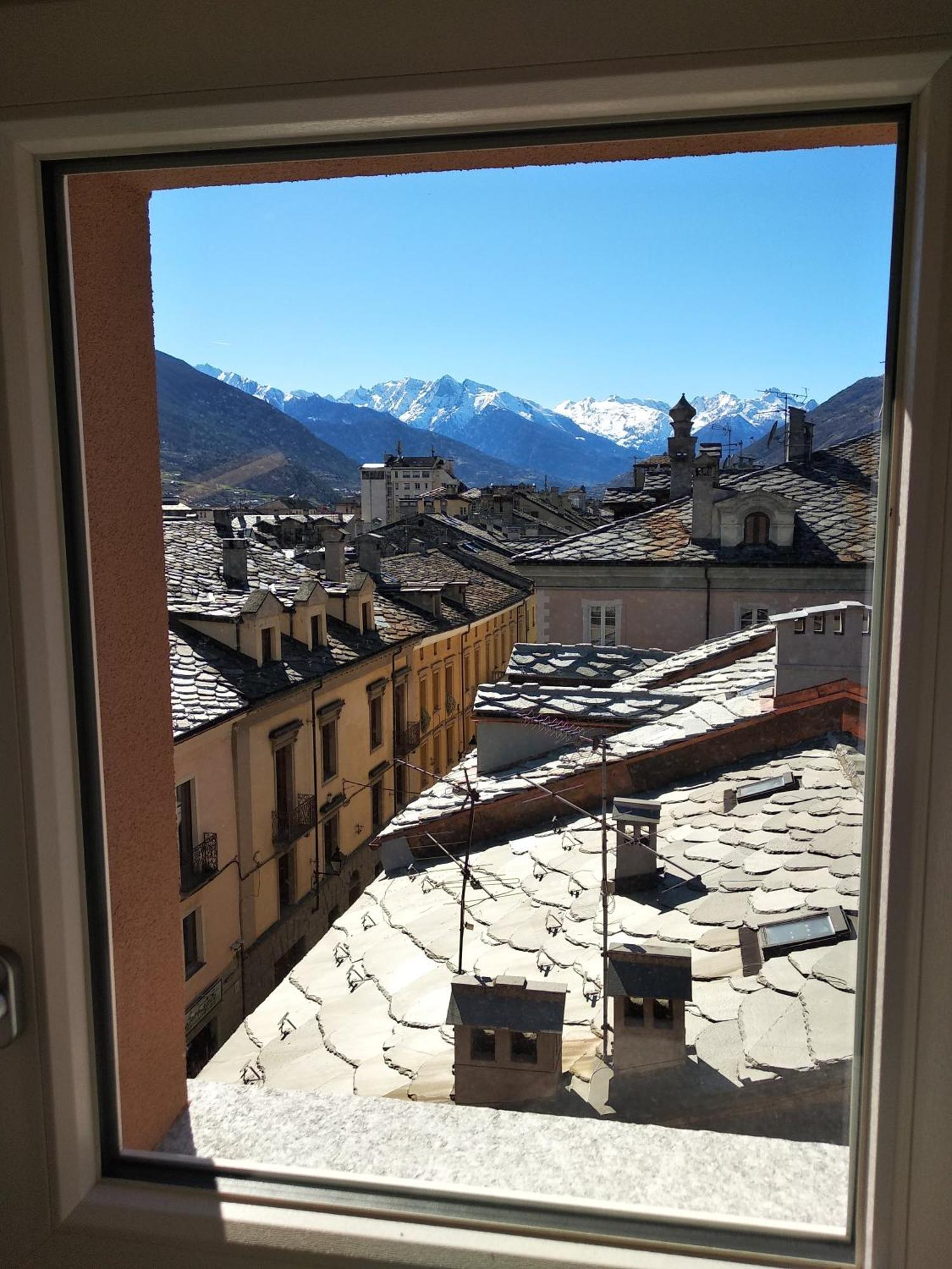 Maison Soleil - In Mansarda - Affitti Brevi Italia Aosta Exterior photo